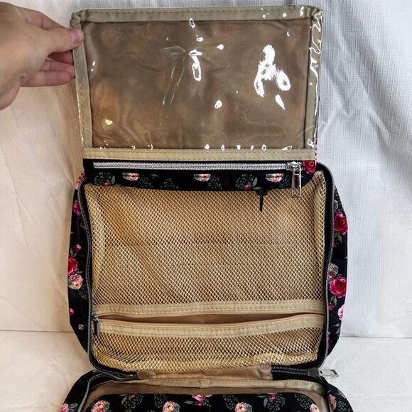 Clearlove NWT Black Floral Print Zip Travel Hanging Toiletry Bag College Dorm - Picture 6 of 9